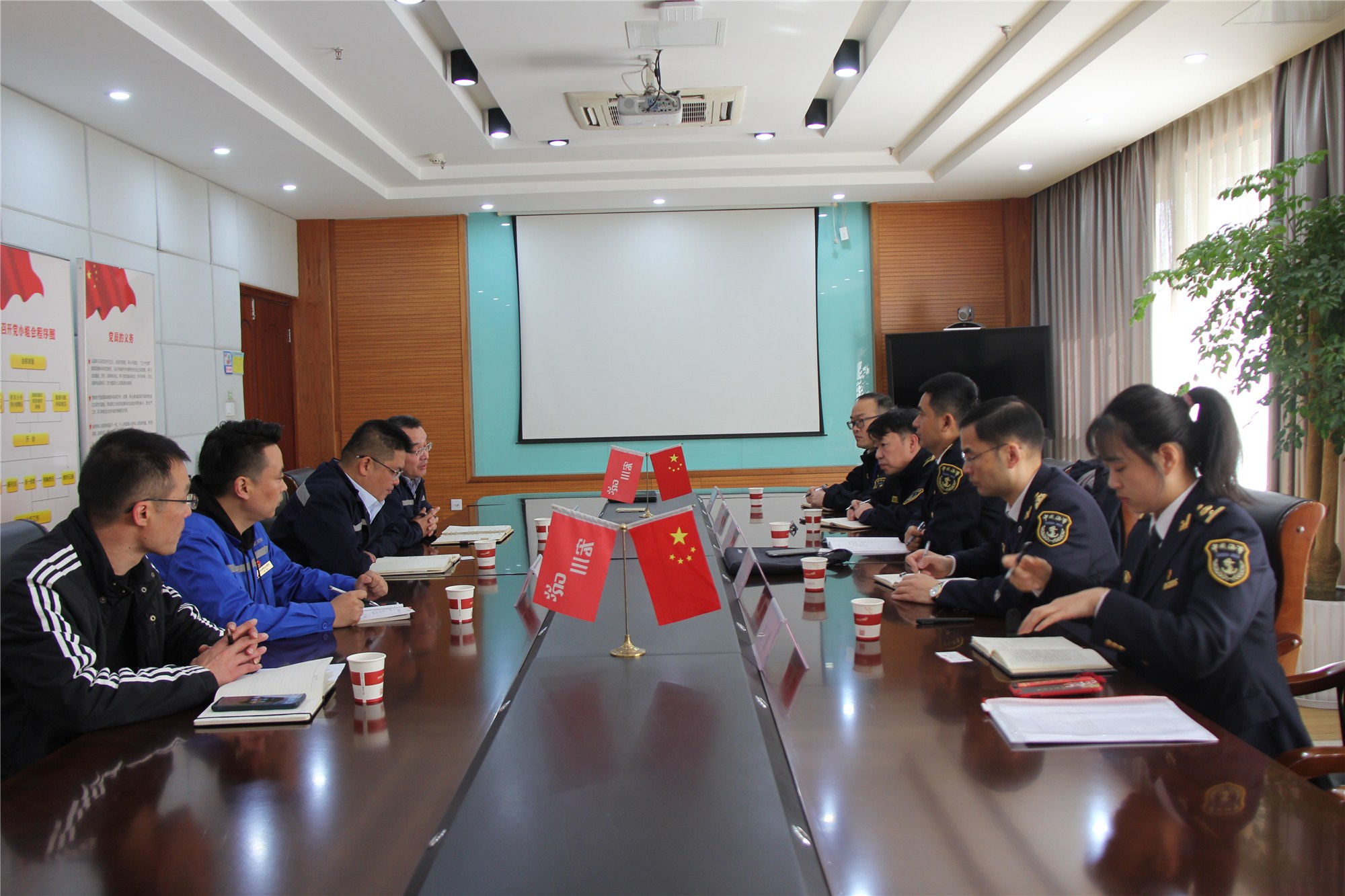 微信图片_20210324143817_副本.jpg